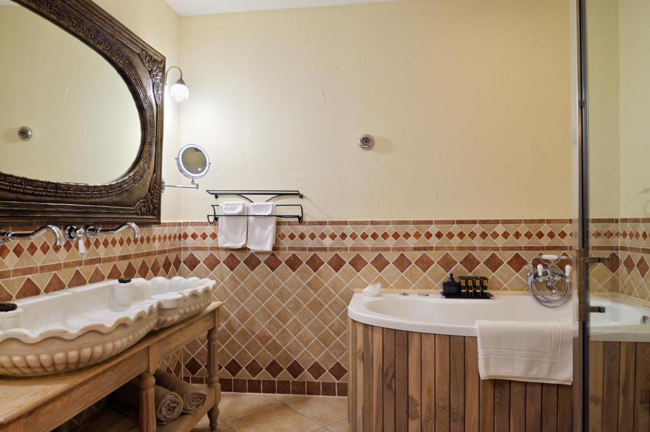 Hotel Demeure Loredana Saint-Florent  Exterior foto