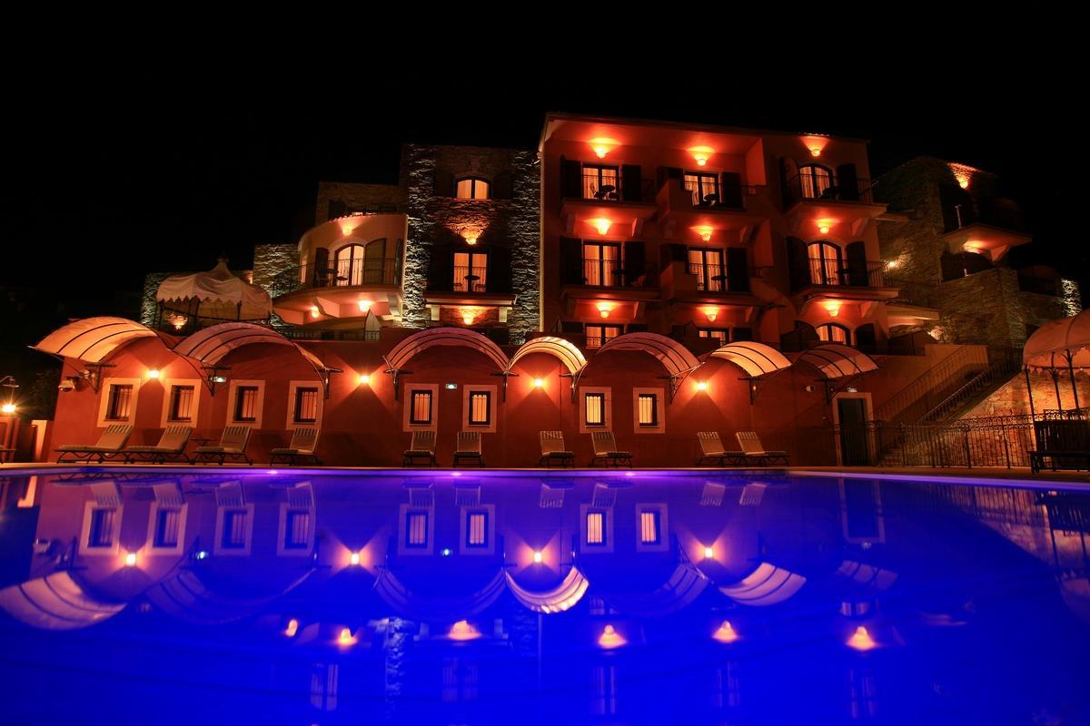 Hotel Demeure Loredana Saint-Florent  Exterior foto